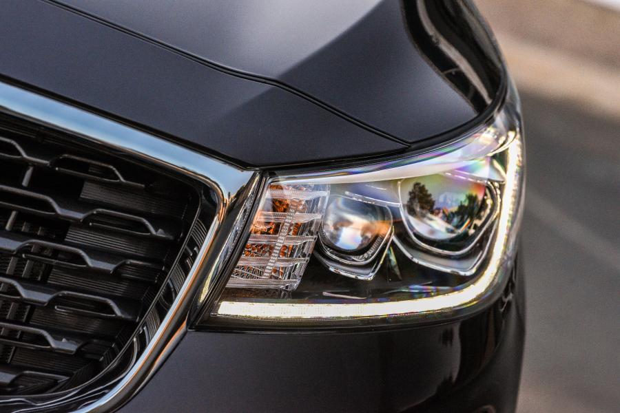 Детали экстерьера Kia Grand Sedona (YP) 2018 года  (ZA) (фото 35 из 40)